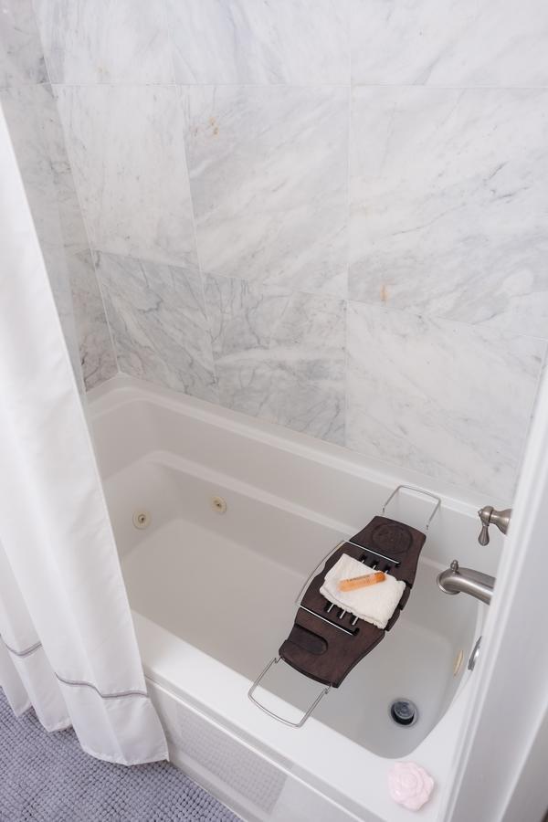 Dennison Street Inn, B & B Colonial Beach Luaran gambar